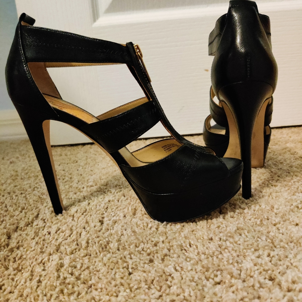 Michael Kors caged zippered Stilletto platforms Sold - Picture 3 of 16